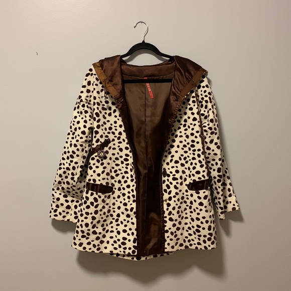 Cheetah print coat - Picture 1 of 5